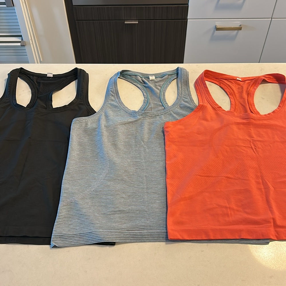 3 For$35 Lululemon athletic Classic Black, Blue, Orange Tank top + free gloves
